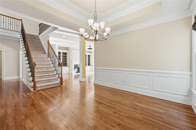 Photo - 250 Fieldsborn Ct NE