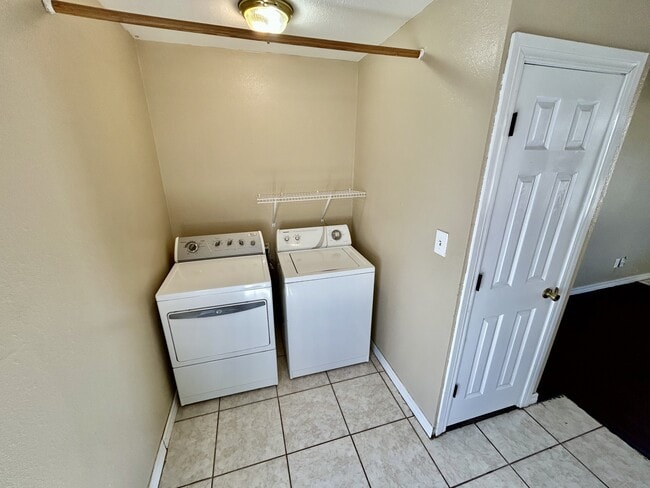 Photo - 218 E 14th St