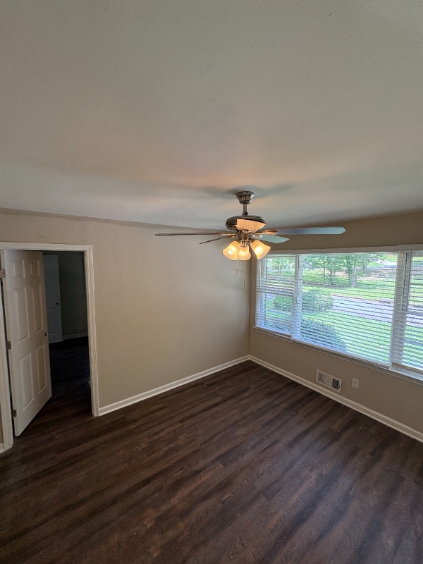 Photo - 226 Collum St NW