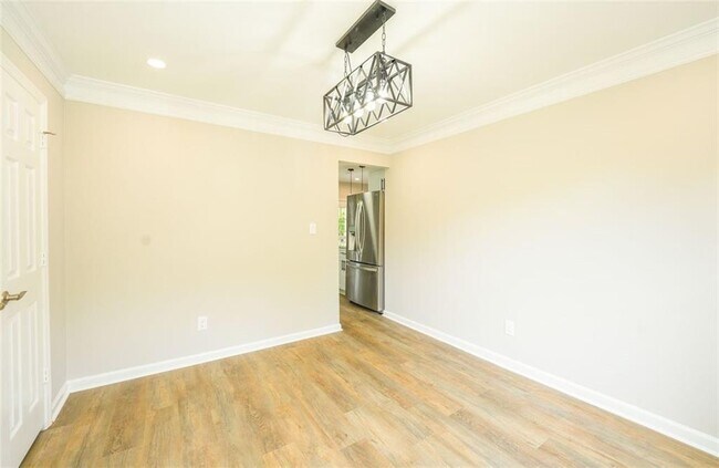 Photo - 500 Abbotts Hill Ln