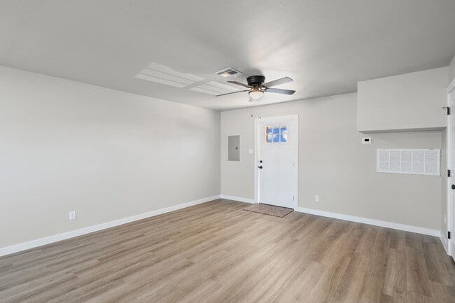 Photo - 113 Thomas St