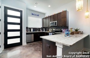 Photo - 419 Cactus St