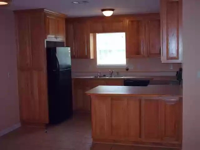 Photo - 300 Cleese Ct