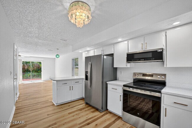 Photo - 713 Laurel Bay Cir