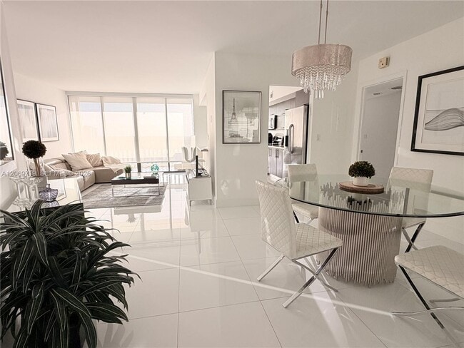 Photo - 1000 W Island Blvd Unit 1911