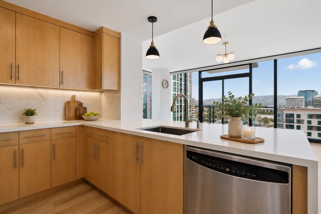 Photo - 38 N Almaden Blvd Unit 1123