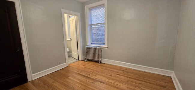 Photo - 4604 N Spaulding Ave