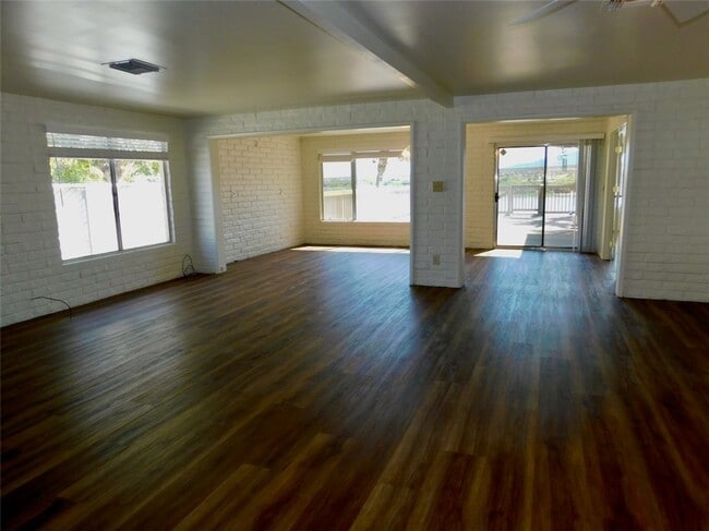 Photo - 2077 Whitewater Dr