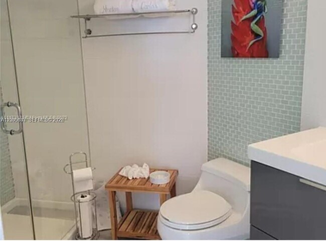 Photo - 5880 Collins Ave Unit 604