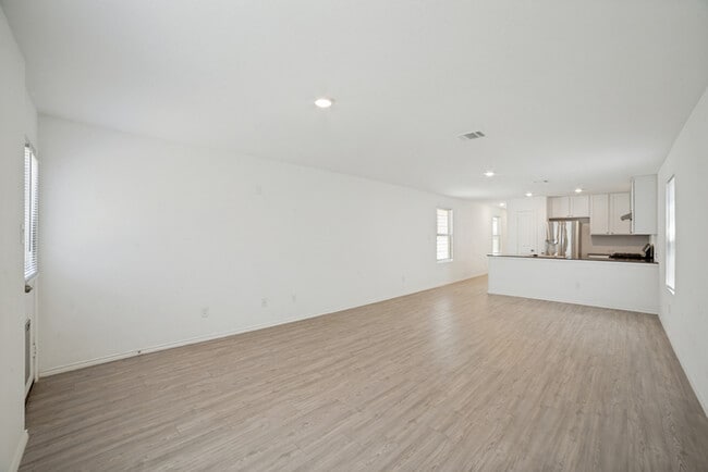 Photo - 7631 Parish Pl