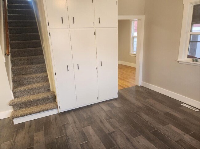 Photo - 523 Jackson St