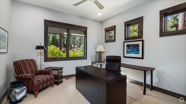 Building Photo - 9265 Heartwood Dr Rental