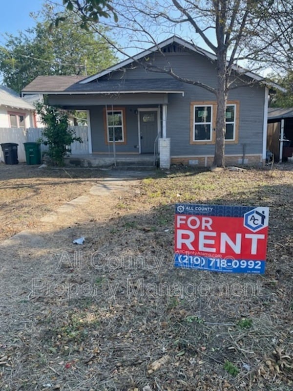 Photo - 510 Roseborough St