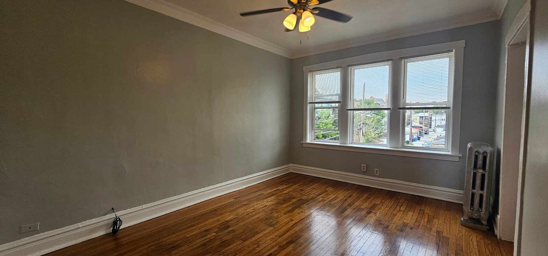 Photo - 3242 W Sunnyside Ave Unit 1