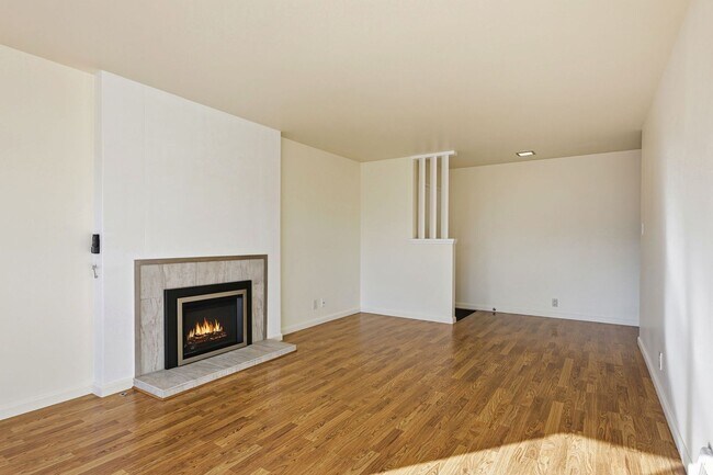 Photo - Spacious Three Bedroom Home in Forest Knol...