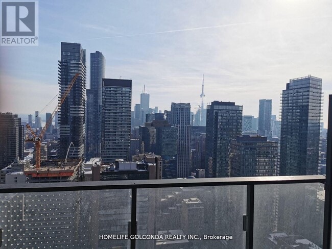 Photo - 11 Wellesley St W Unité 2408