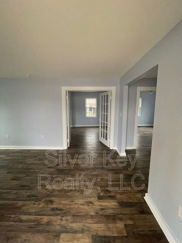 Photo - 920 E Madison Ave