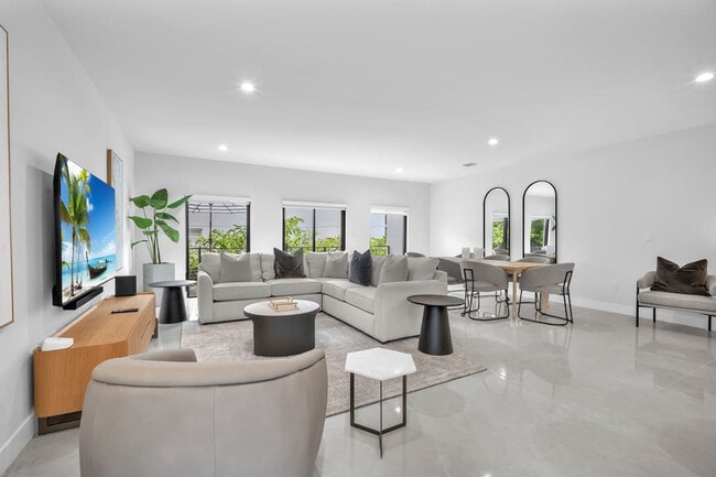 Building Photo - 2951 NW 13th St Unit ID1399868P