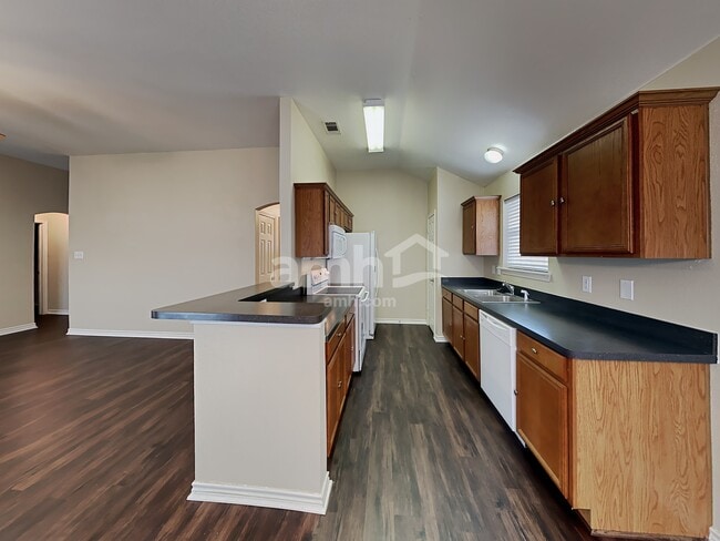 Photo - 305 Rock Meadow Dr