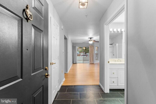 Photo - 5930 Millrace Ct Unit F104