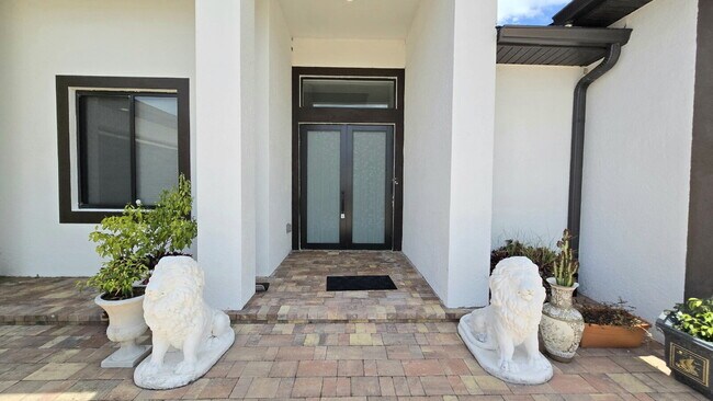 Photo - 220 NE 8th Pl Apartment