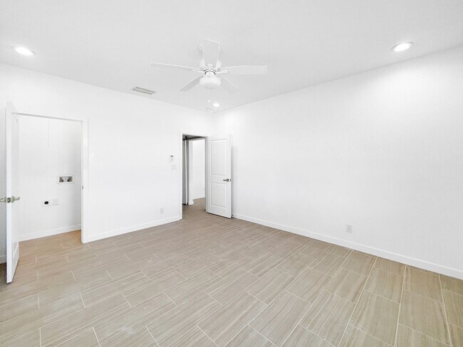 Photo - 701 S 26th St Unidad A