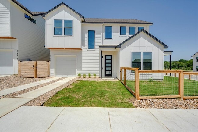 Building Photo - 2725 Bristol Dr