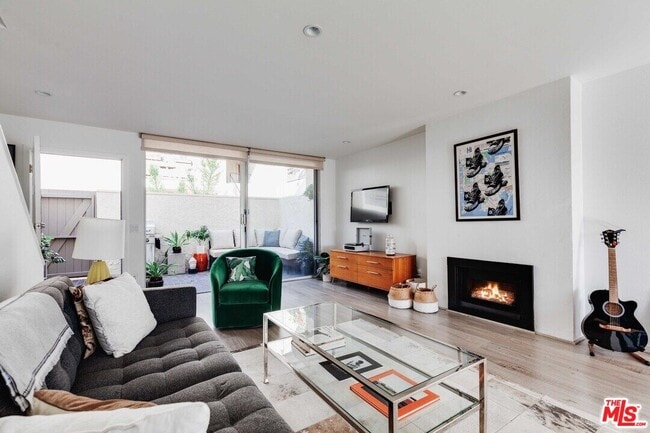 Photo - 960 N San Vicente Blvd Condo Unit 8