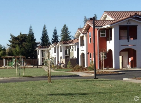 Building Photo - Harvest Park Rental