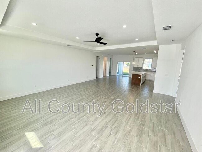 Photo - 4661 Fairlane Dr