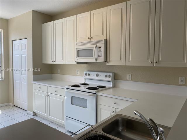 Photo - 1851 NE 6th Ct.