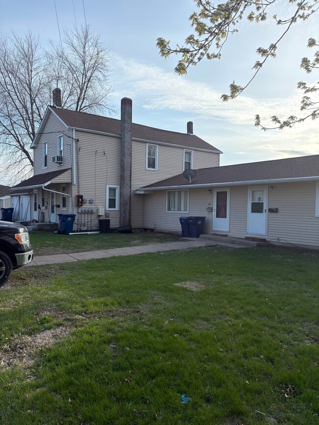 Photo - 105 NE 5th Ave Unit 109 NE 5th Ave