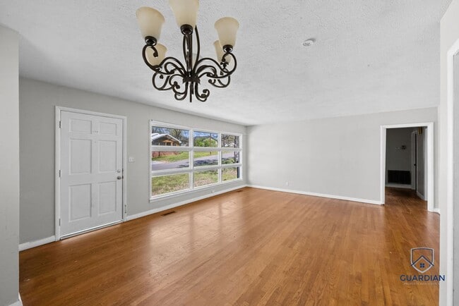 Photo - Charming 3 bedroom 2 bath home in Attalla