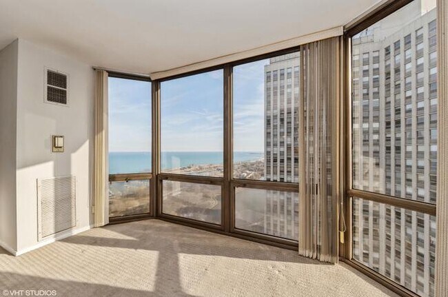 Photo - 2650 N Lakeview Ave Unit 3506