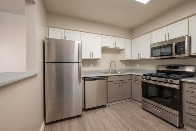 Unit Kitchen
