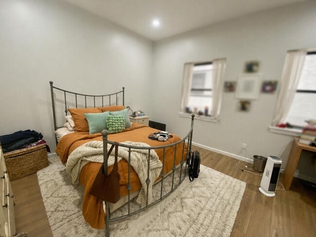 Photo - 517 74th St Unit 204