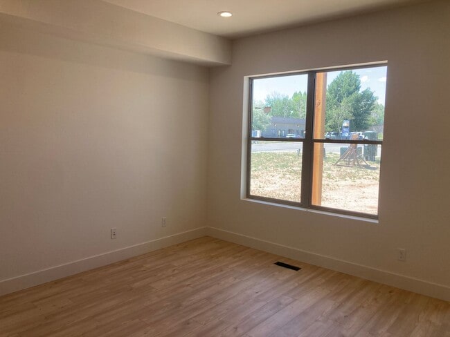 Photo - 17 Grove-