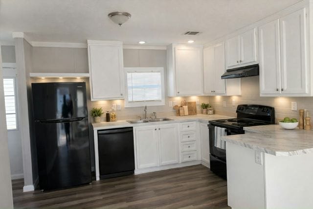 Photo - 215 Barrow St