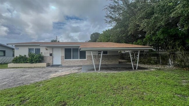 Photo - 3141 NW 14th St