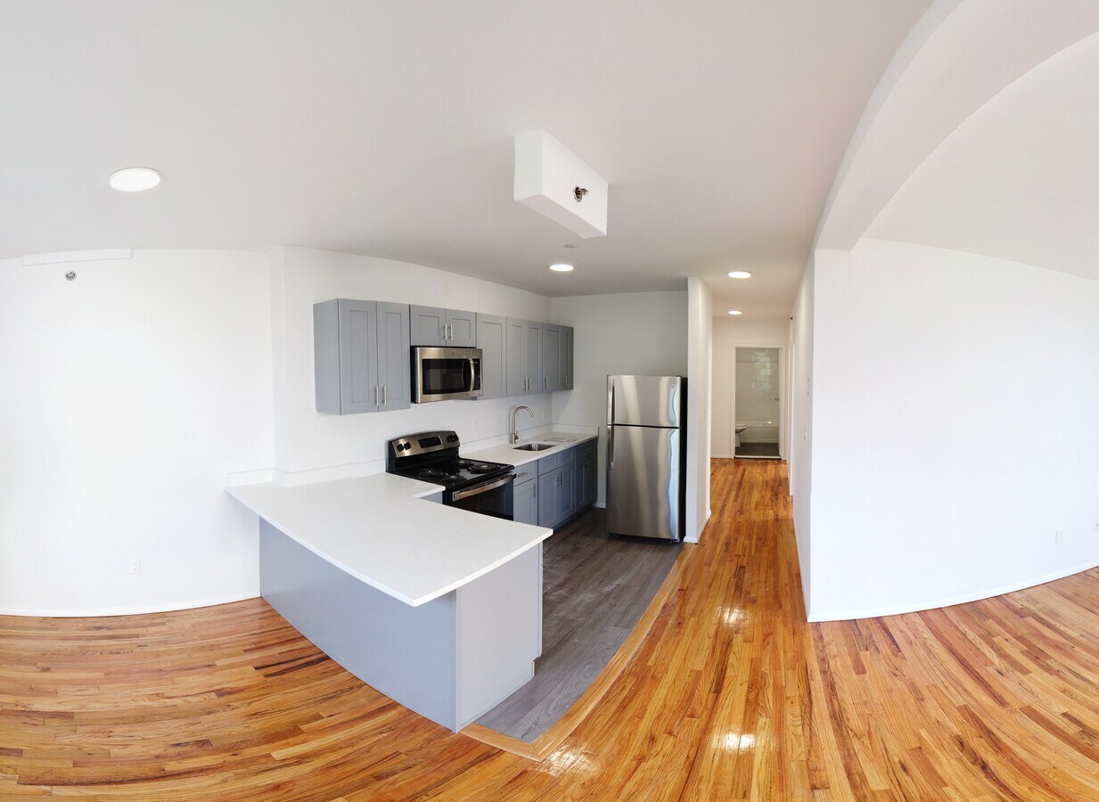 Photo - Lincoln Court