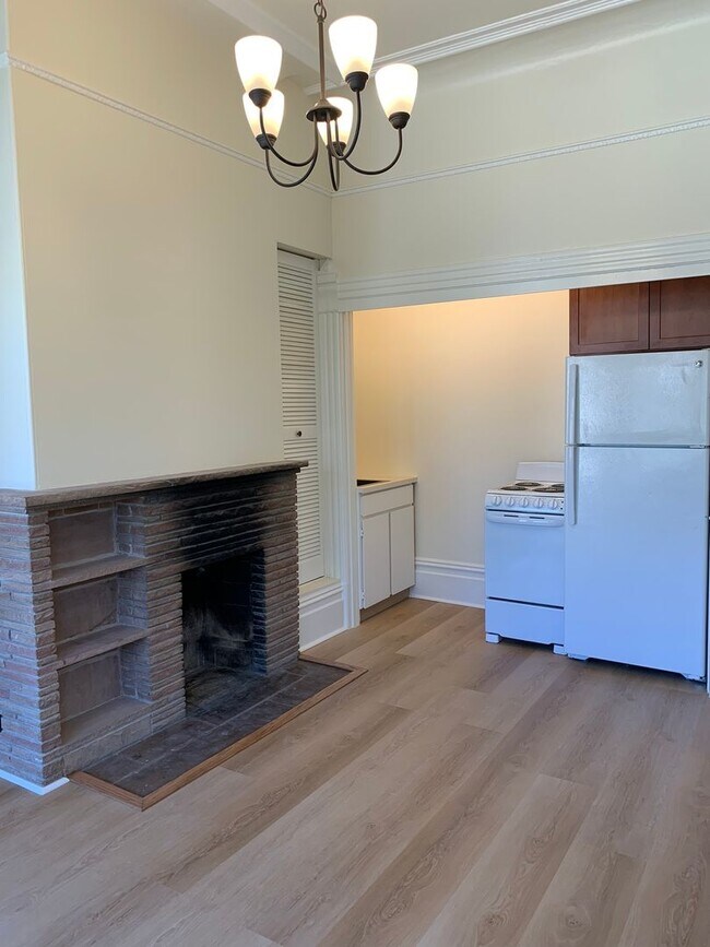 Photo - 2411 Octavia Street Unit Apt. #4