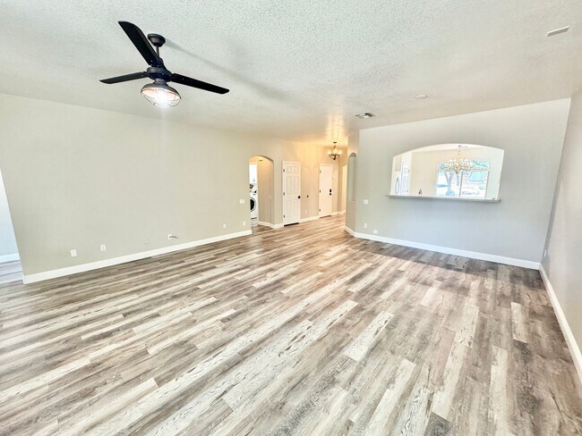 Photo - Pristine Single Level 3 Bedroom Home In The Sought After Gated Lagos Vistoso Community in Chandler!