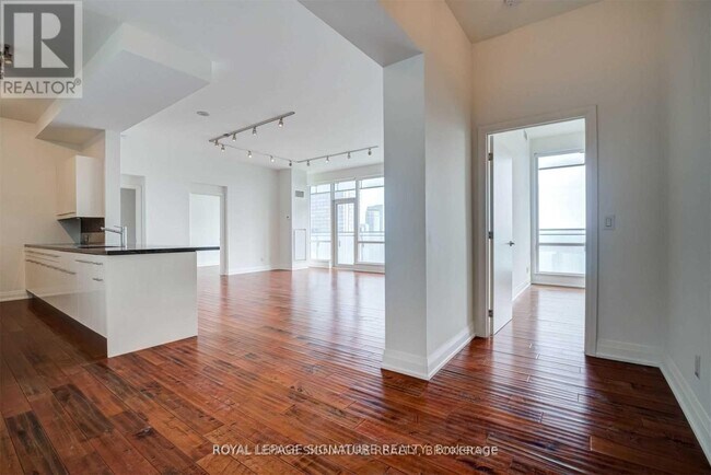 Photo - 80 John St Unit 4201