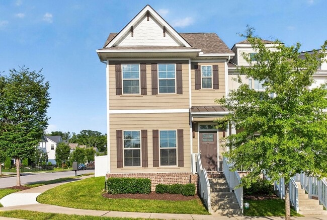 Photo - 1525 White Tip Ln
