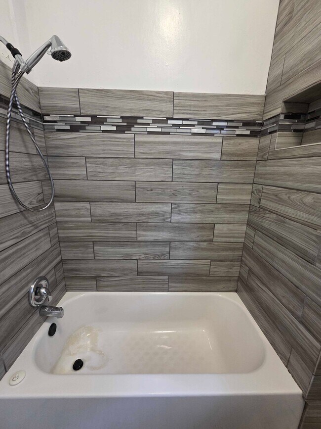Photo - 828 E 100 S Unidad 4