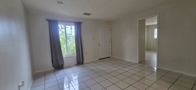 Photo - Duplex for rent