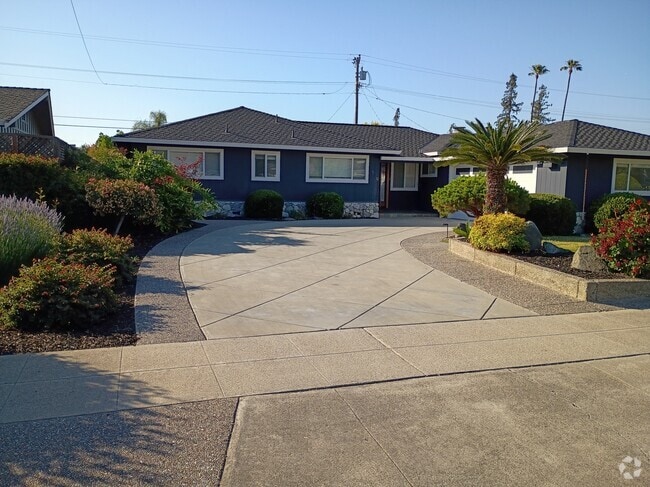 Building Photo - 1519 Altamont Ave Rental