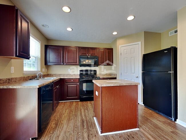 Photo - 1164 Turfway Ct