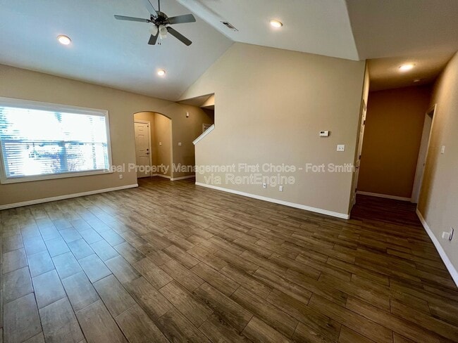 Photo - 9901 Landry Dr