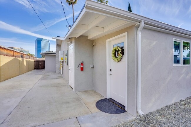 Photo - 3901 W Compton Ave